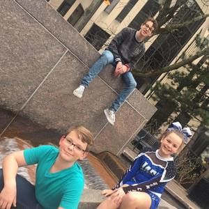 Meet your Posher, Dawn